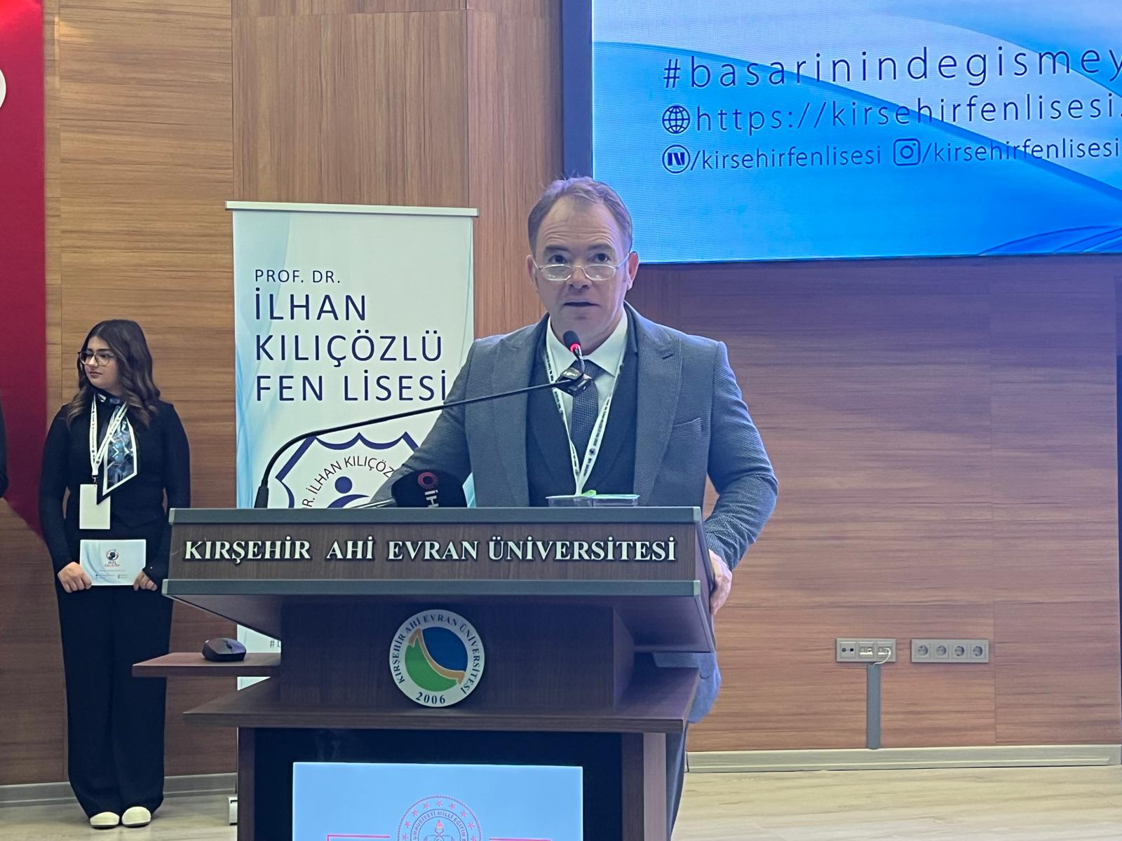 Geleceğin Bilim Insanları Sahneye Çıktı (2)