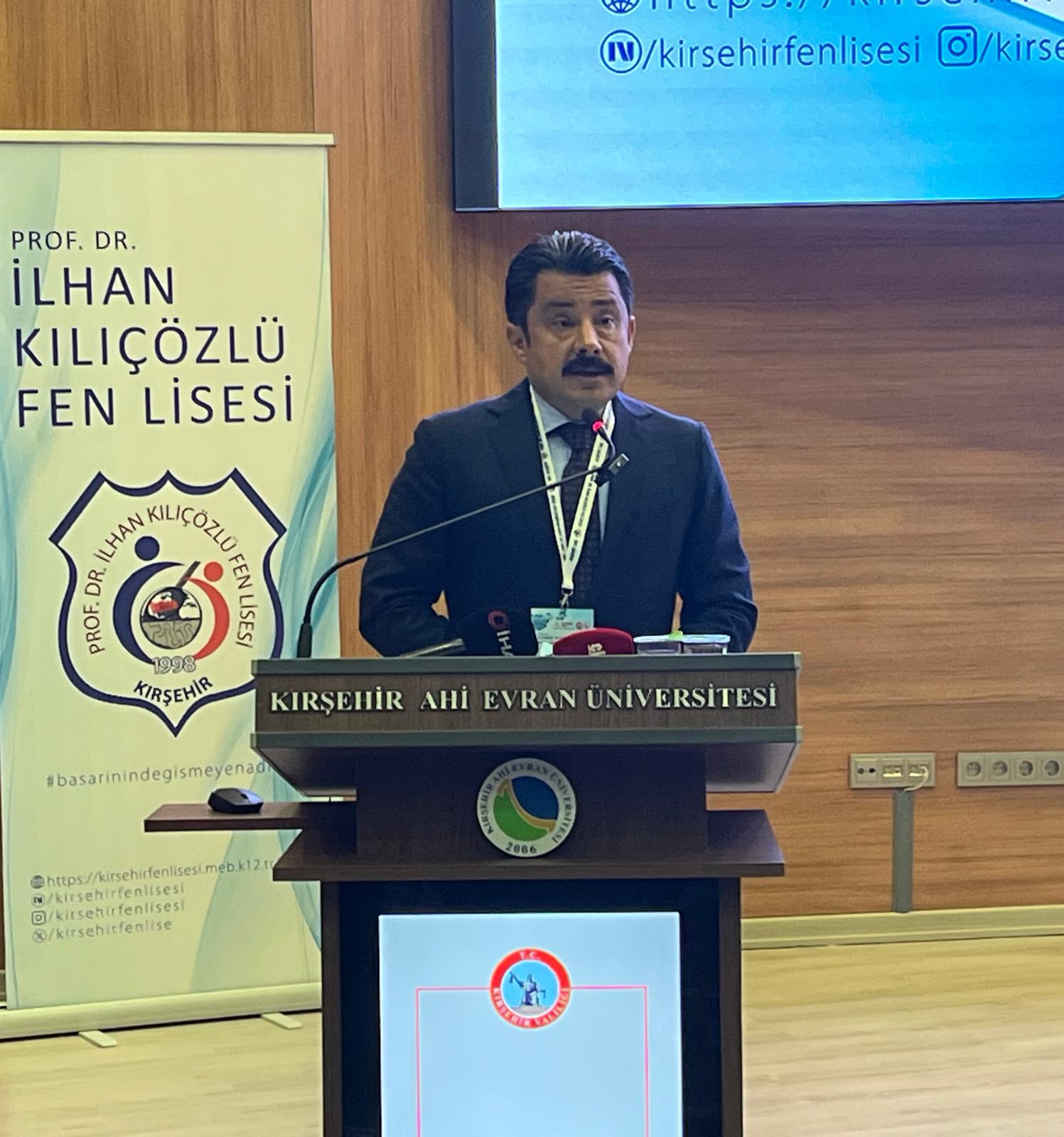 Geleceğin Bilim Insanları Sahneye Çıktı (4)