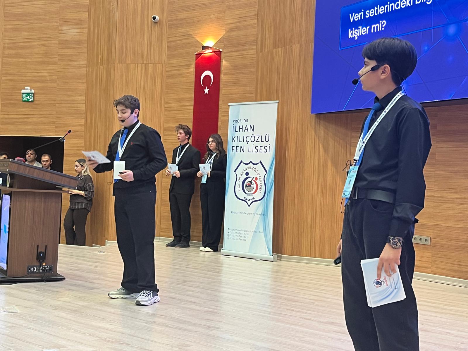 Geleceğin Bilim Insanları Sahneye Çıktı (6)