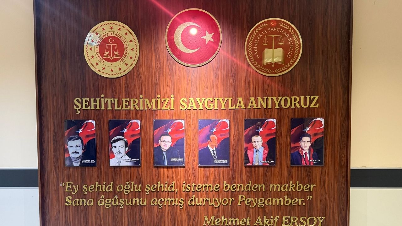 Kırşehir Adliyesi’nde Şehitler Unutulmadı 111