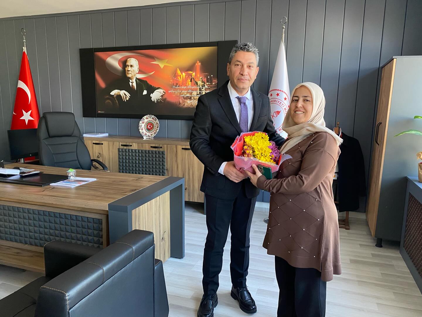 Kırşehir Mucur’da Engelli Personellere Özel Kutlama 1