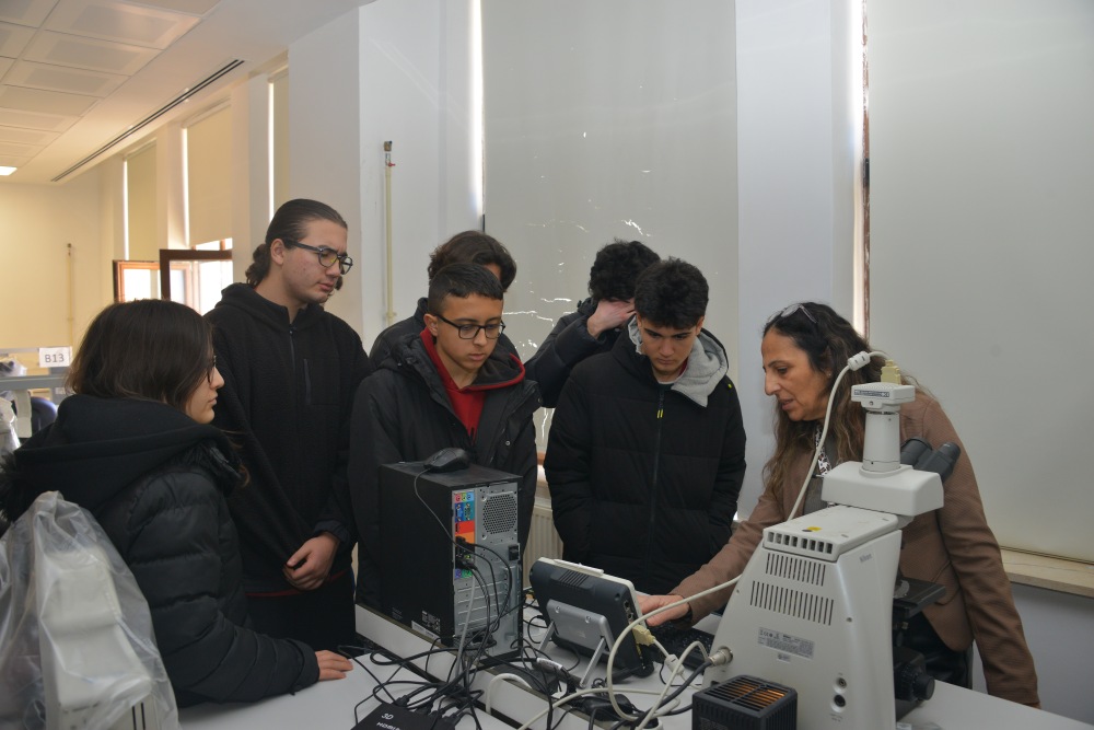 Kırşehir’de Geleceğin Doktorları Tıp Fakültesi’ni Keşfetti (8)