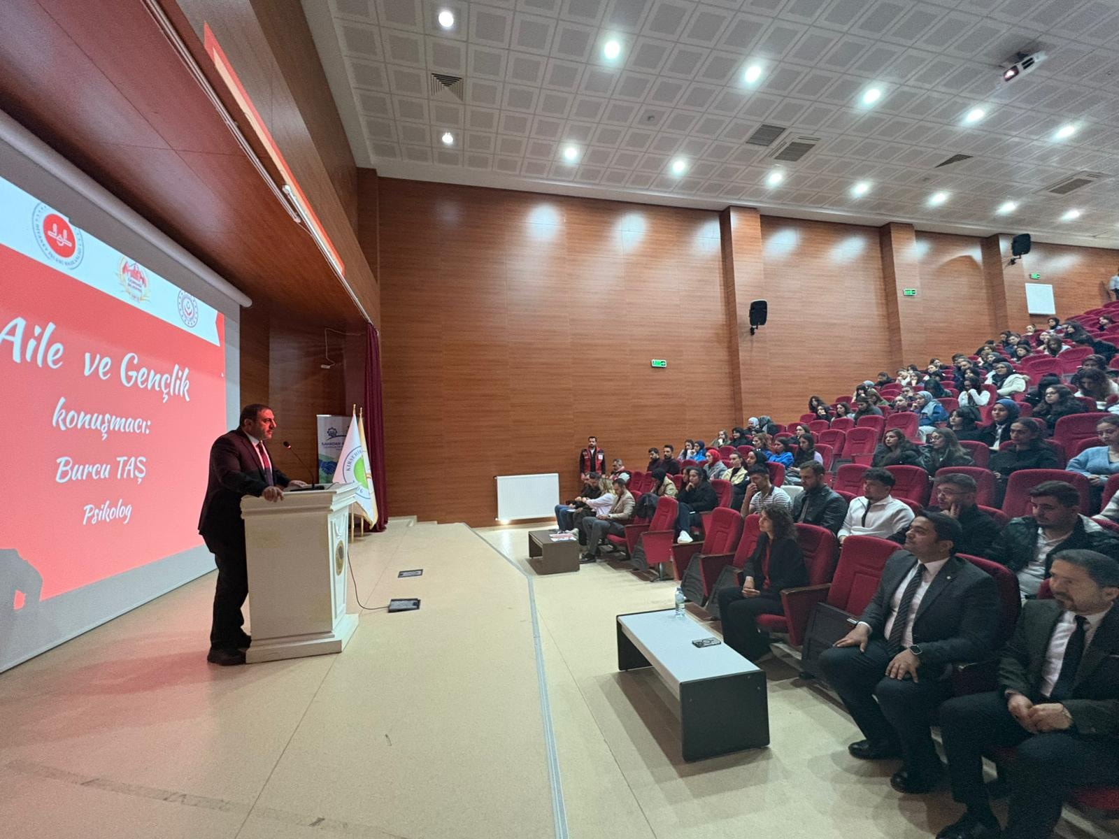 Kırşehir’de Gençlerin Dönüşümü Konuşuldu 1