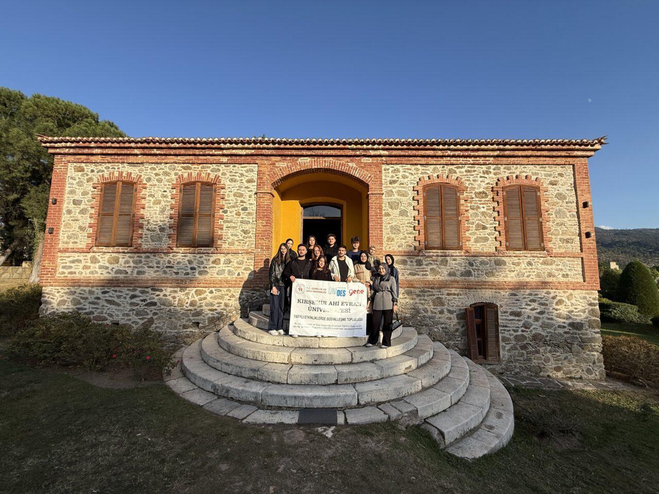 Kırşehirli Gençlerin Aydın’da Umudu Yeşerten Yolculuğu4