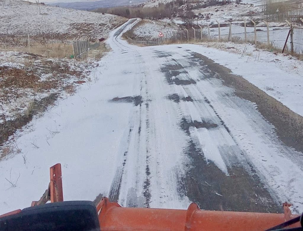 Köy Yollarında Ekipler Sahada, Ulaşım Için Seferberlik4