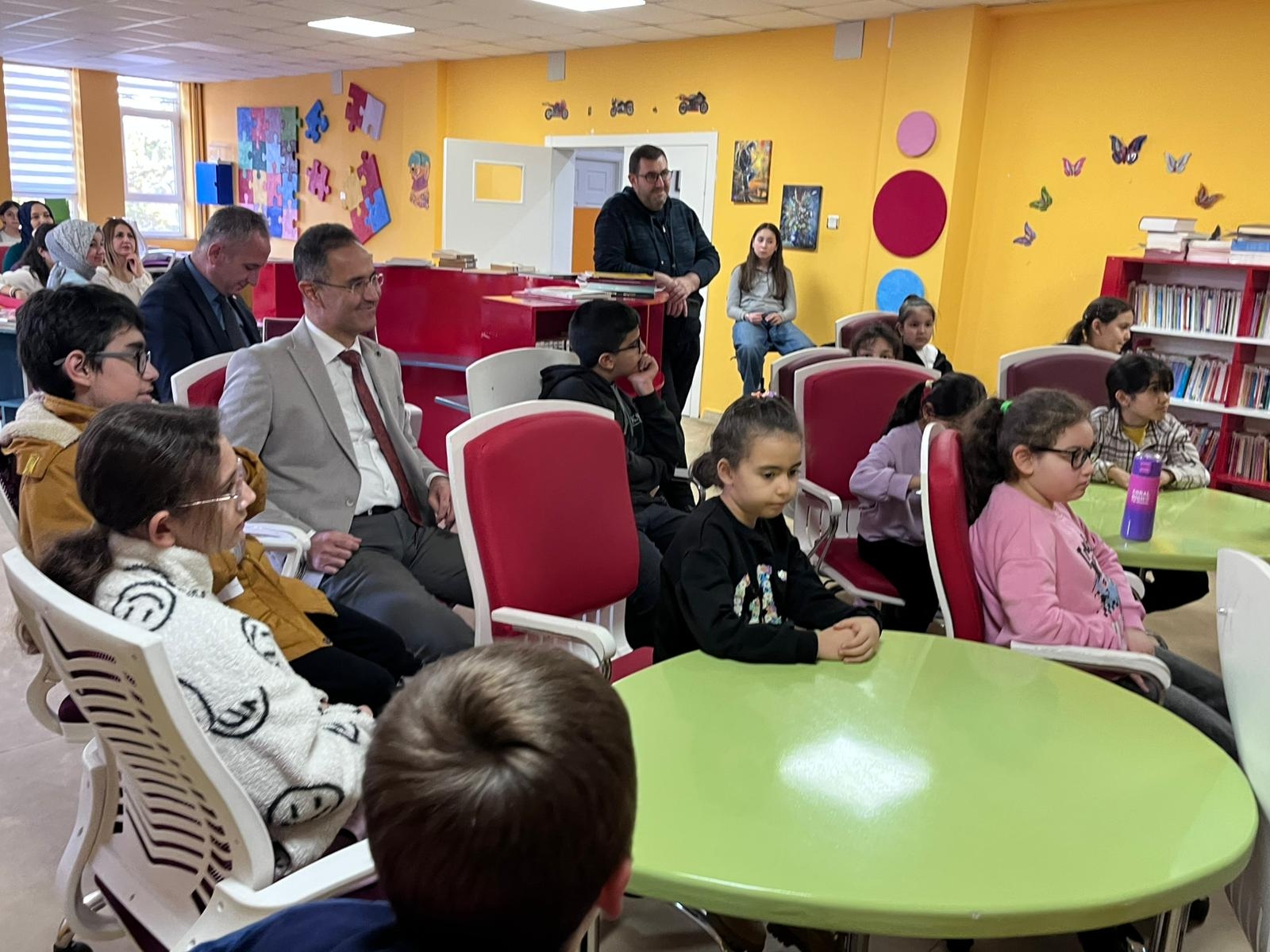 Öğrenciler Yerli Ve Millî Üretimi Bilim Merkezinde Keşfetti4