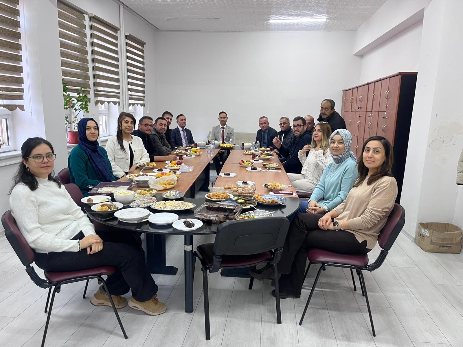 Öğrenciler Yerli Ve Millî Üretimi Bilim Merkezinde Keşfetti6