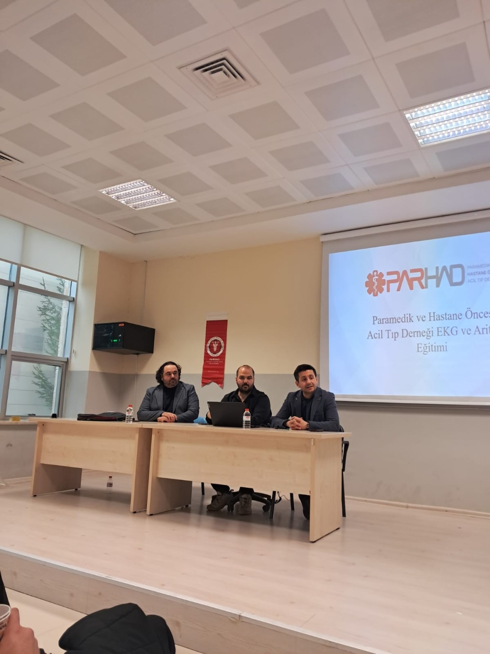 Paramedik Adayları Klinik Bilgi Ve Uygulama Deneyimi Kazandı (2)