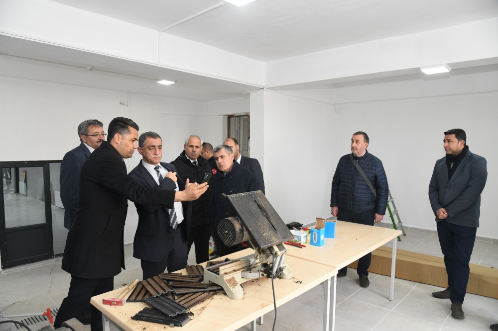 Rektör Karahocagil, Üniversitedeki Modern Dönüşümleri Yerinde Inceledi (3)