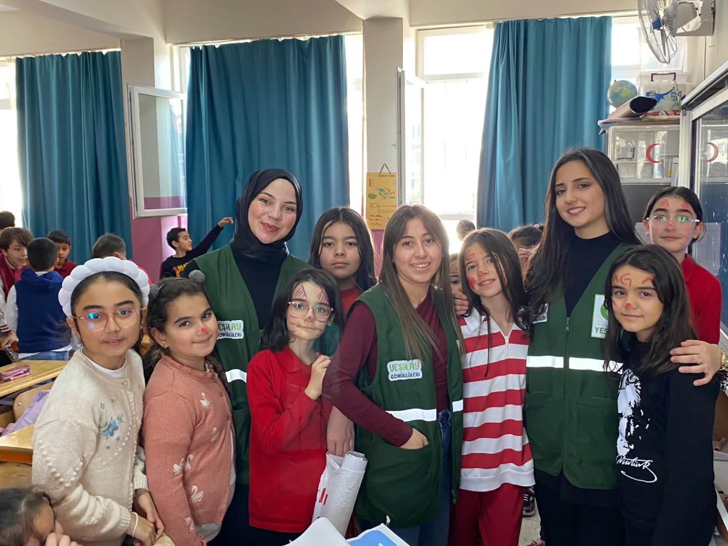 Yeşilay Gönüllüleri Kırşehir’de Öğrencilerle Buluştu 1