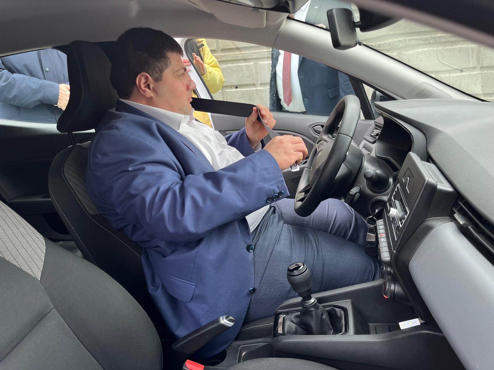 011533Bf 143E 4703 Ae0E 1617Bcf53F03