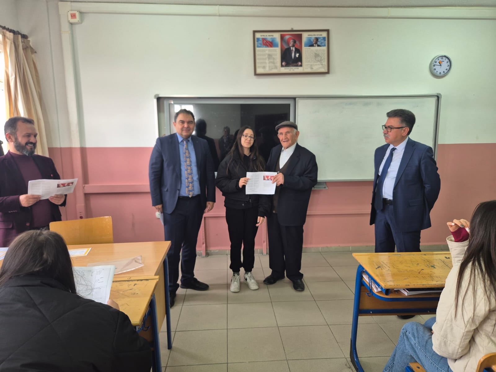 0698A8E3 C87A 4F86 A7Fd 594C06B85644