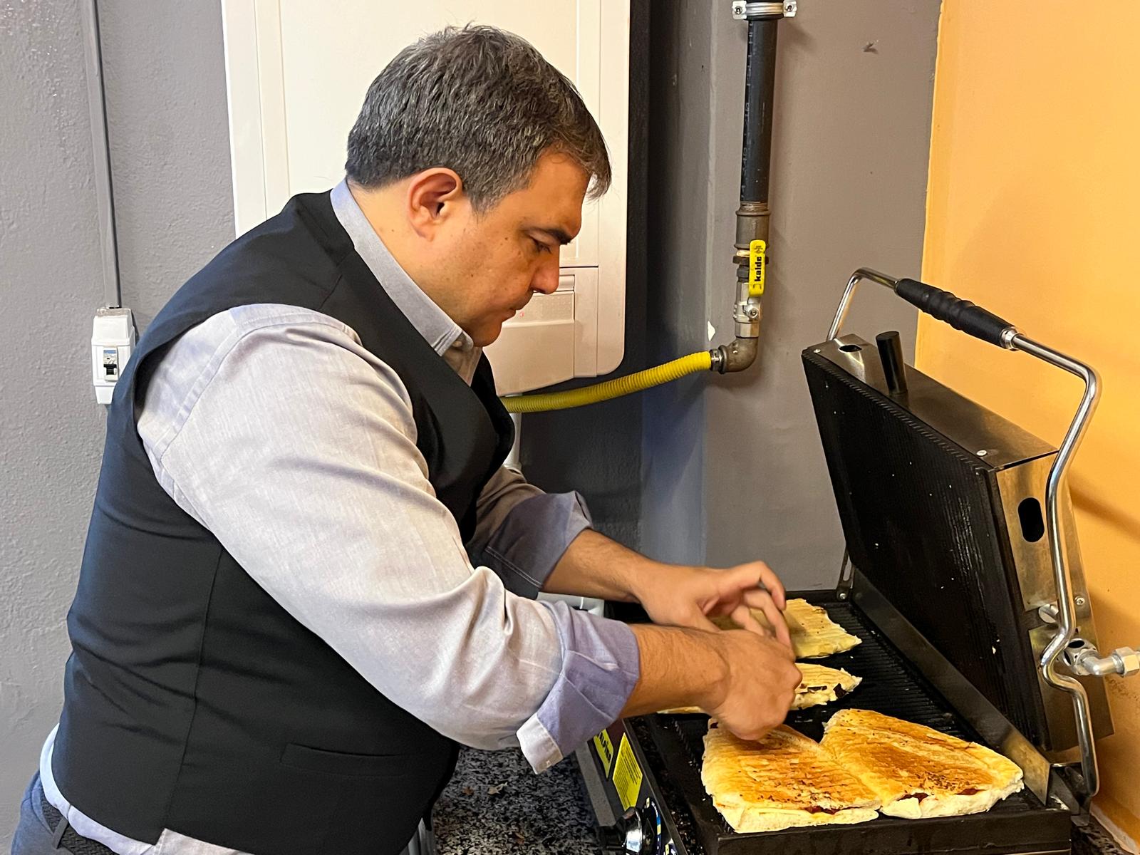 1E64C11A A254 4Ebe 8Acd E24Fbec84526