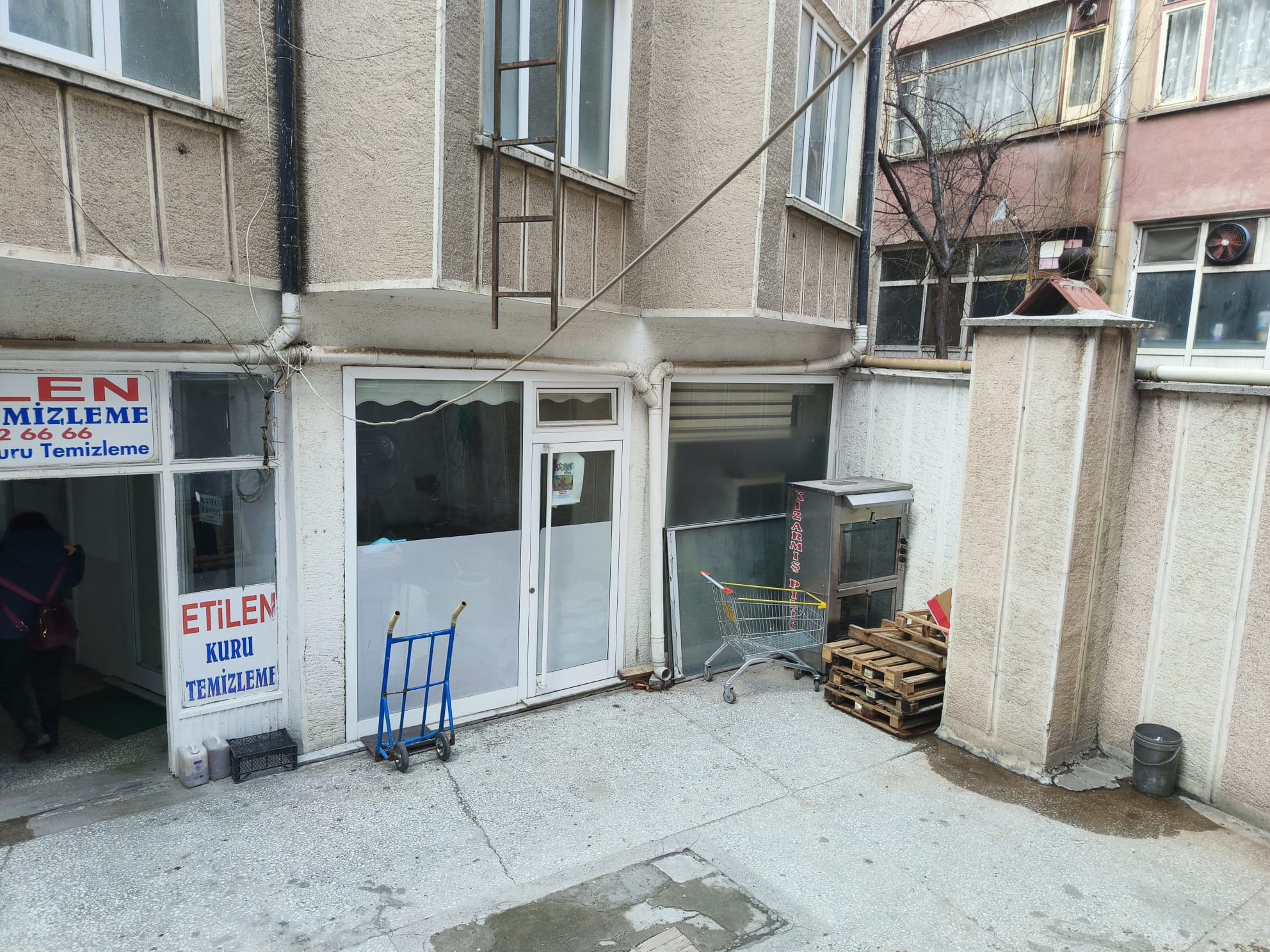 22092981 B5C2 4A4B B324 765B3F0Cbaf3