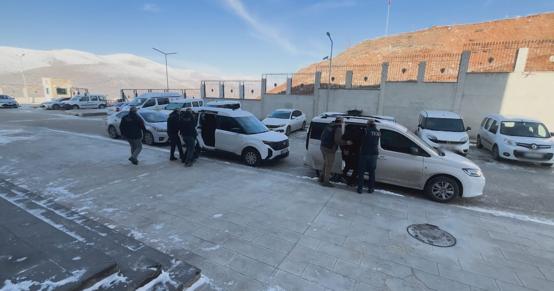 4F579Af7 B1F4 4E06 A003 306816E38Cb2