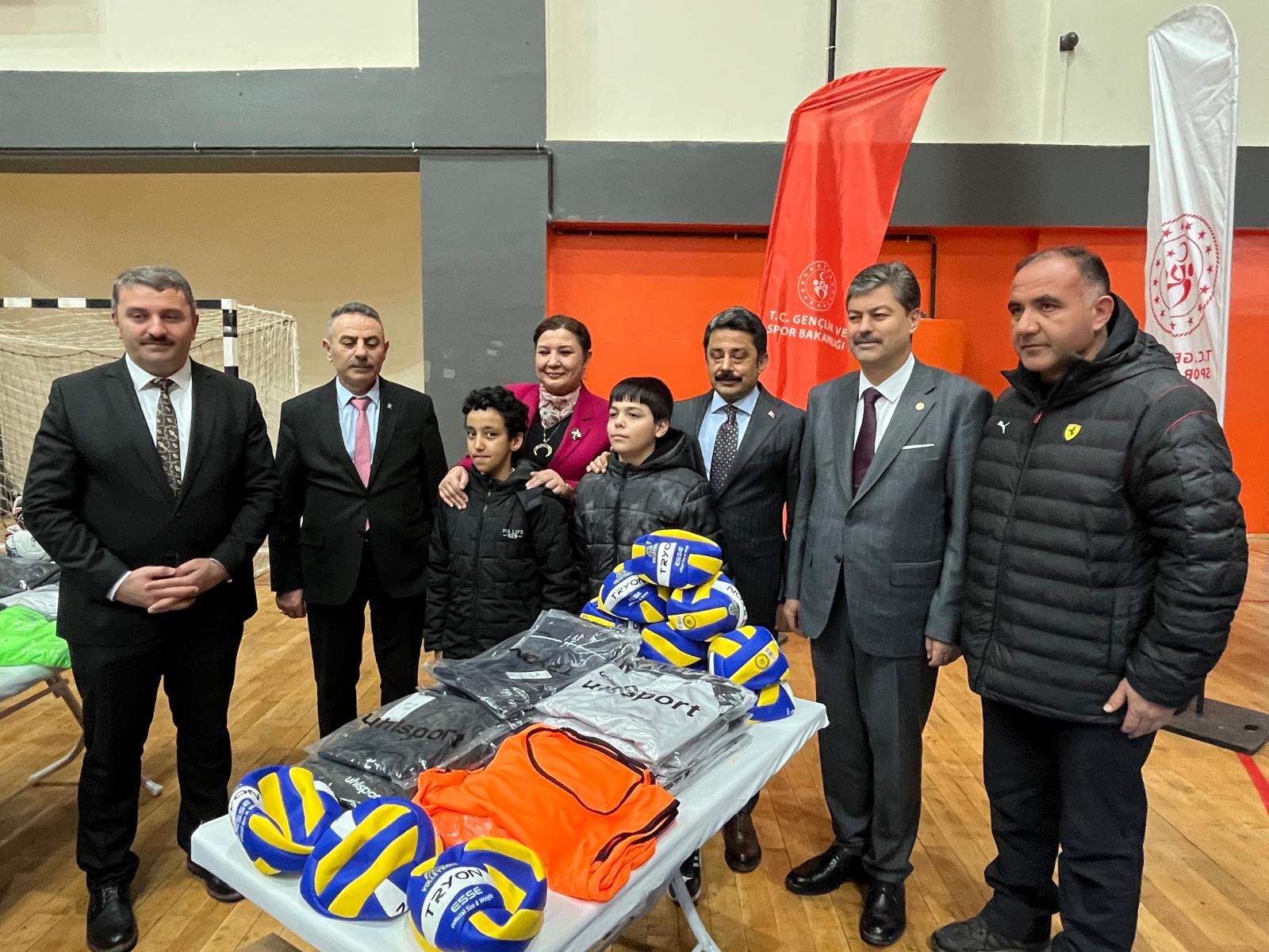 5322F8A5 5368 471F 803A 98Ad53B3Fb8A