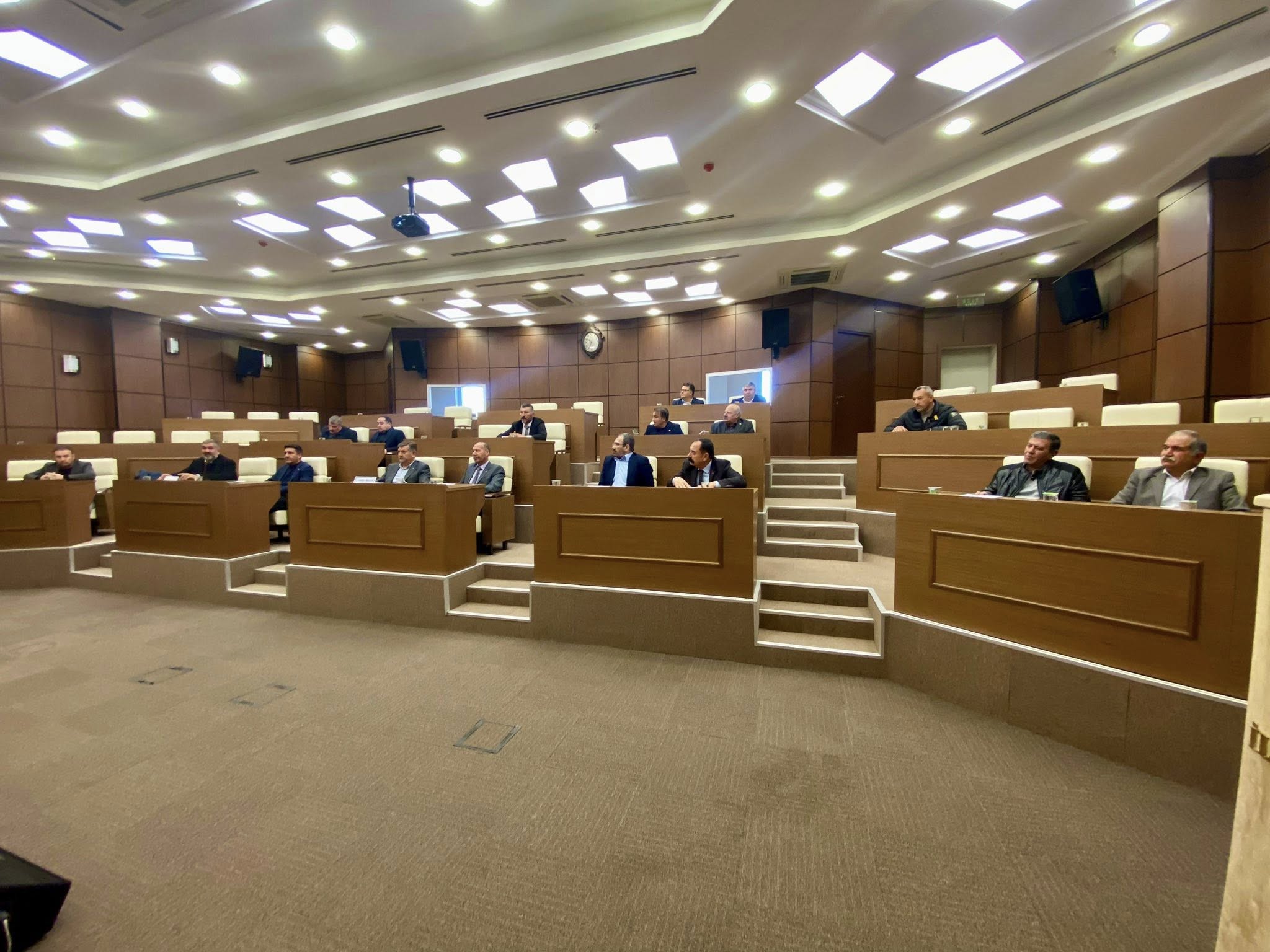 611256385 1189676173354914 2889432564177553906 N