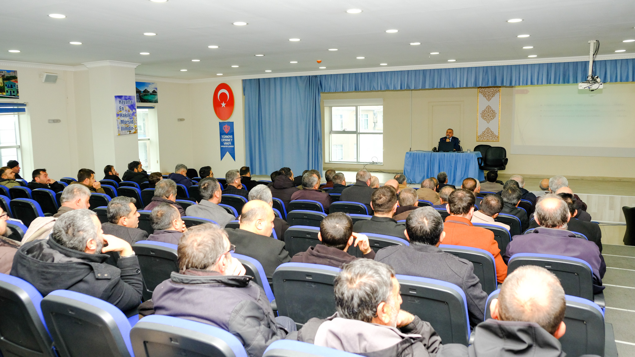 612618937 886029297265074 1937870861526671291 N