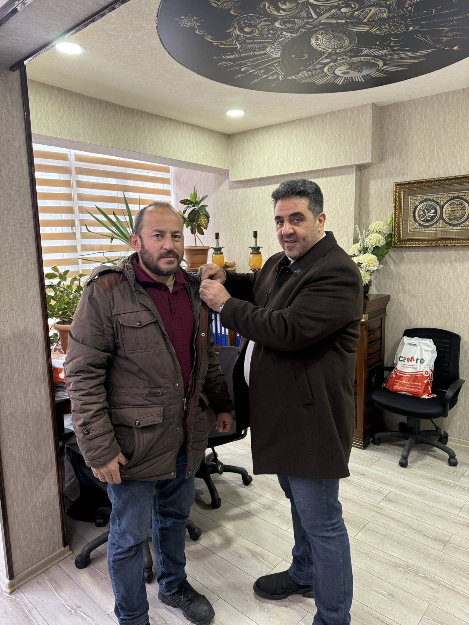 615155295 4080984265454285 5525666160759528525 N