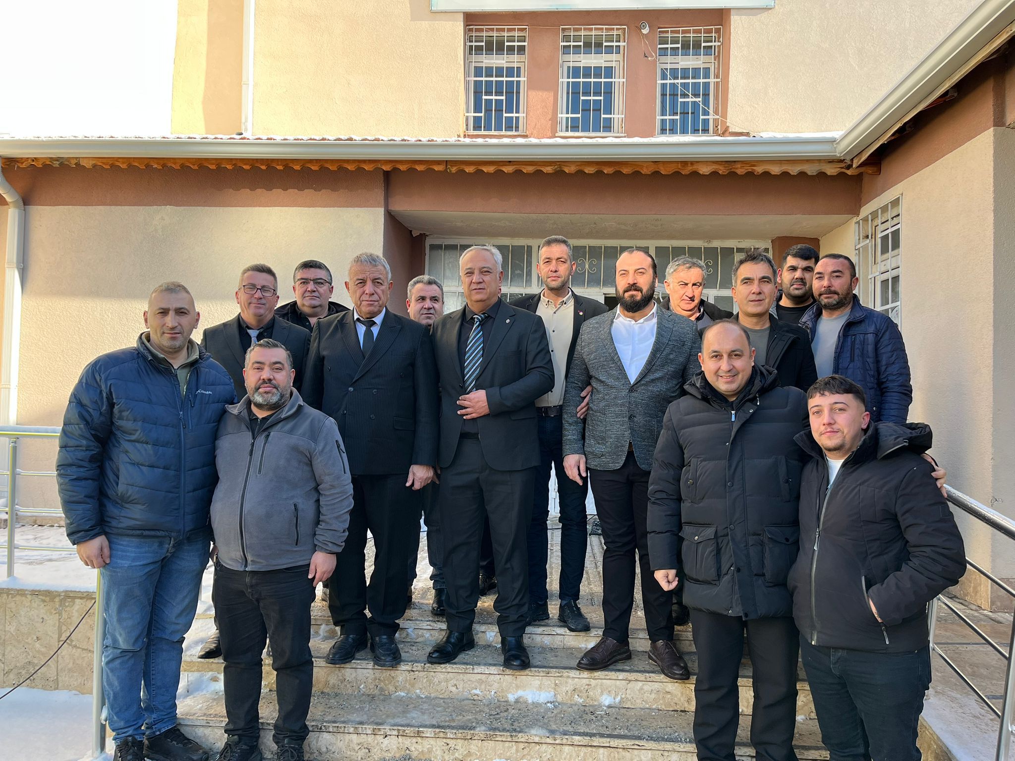 615411044 1412103040268520 2435410543537677652 N