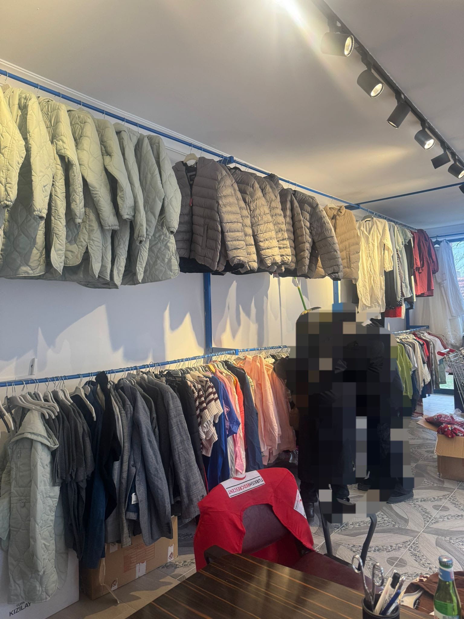 615774770 891398406871531 4694950483251831610 N