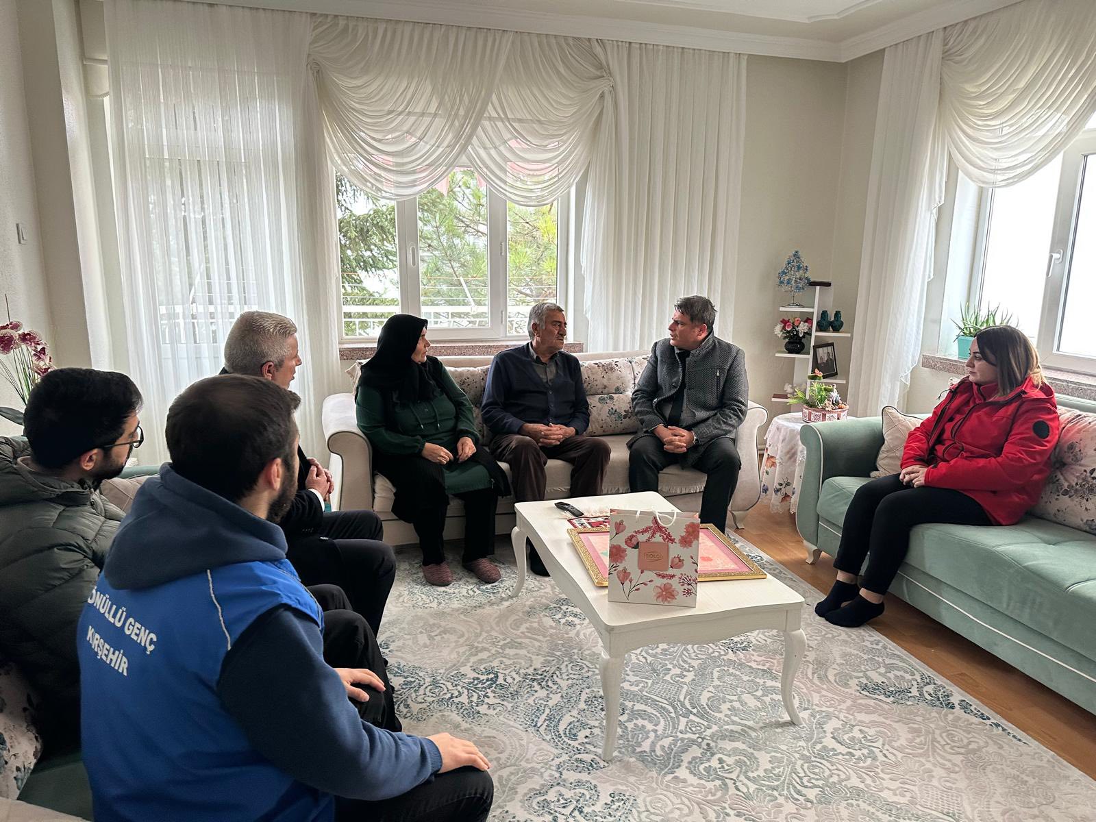 615823103 1323785223124246 2466054853283258738 N