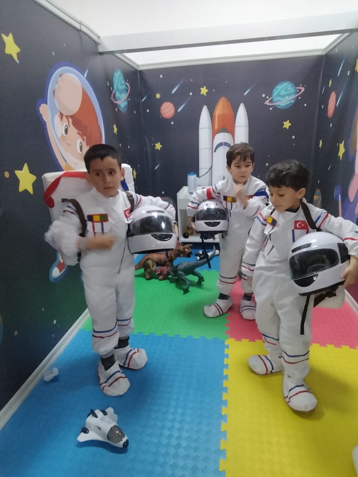 616119075 17971267515004141 4456275492365522588 N