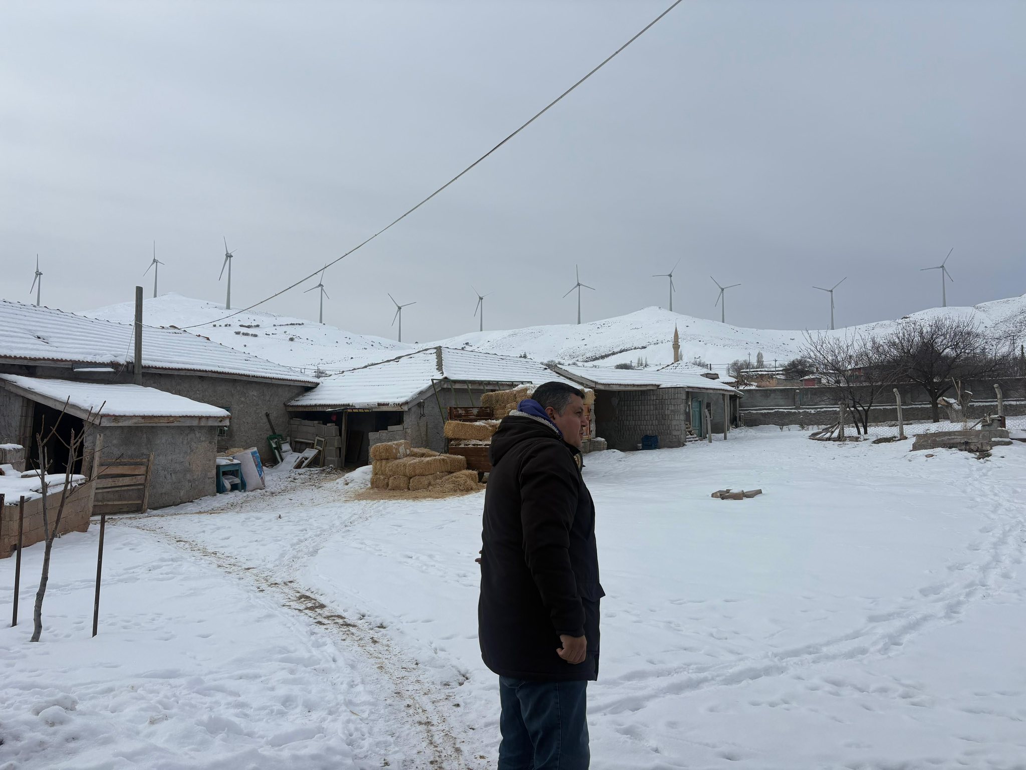 616443593 891940206644077 5455432081958953870 N