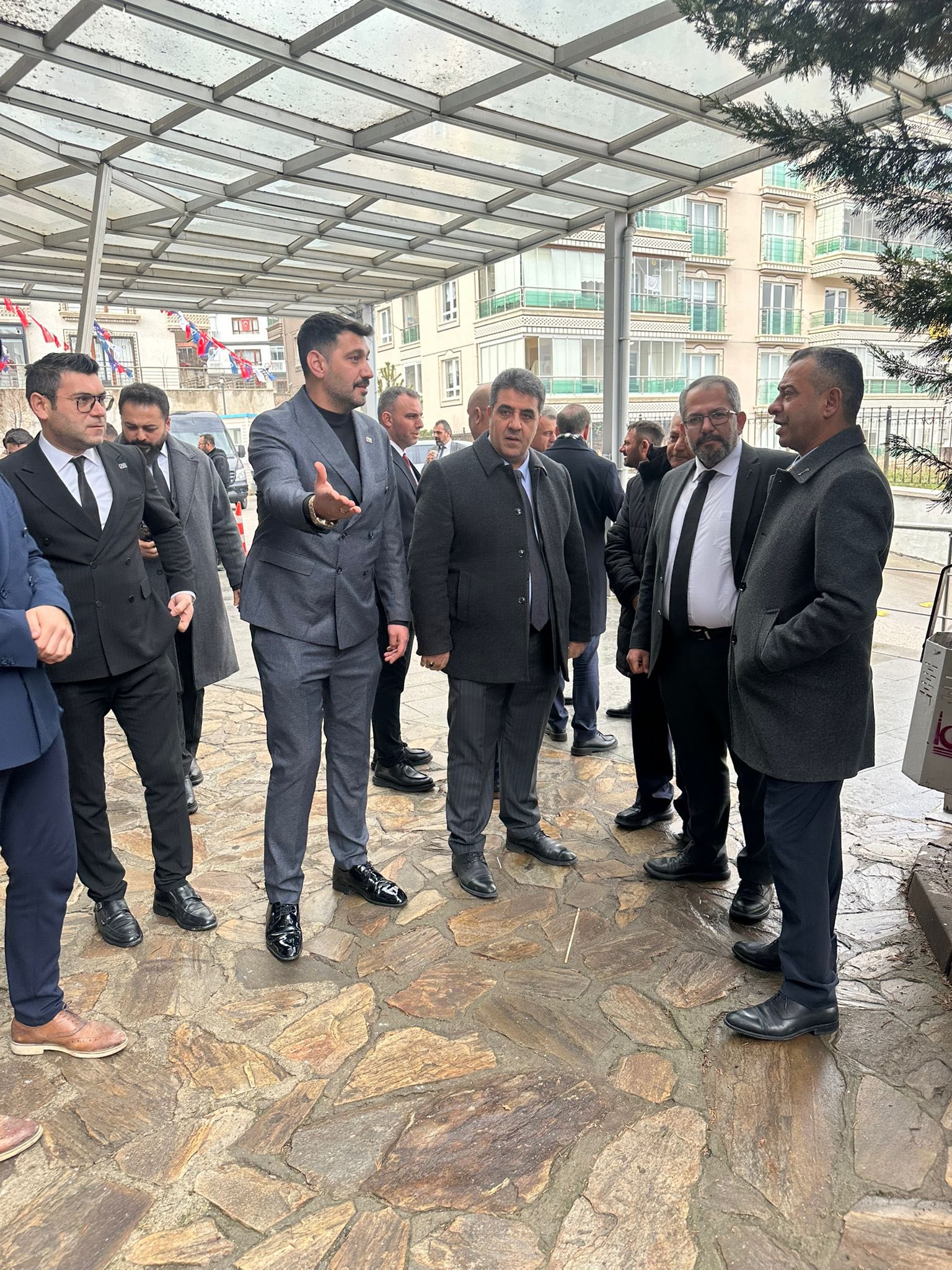 617703758 4089807437905301 7560562370648844560 N