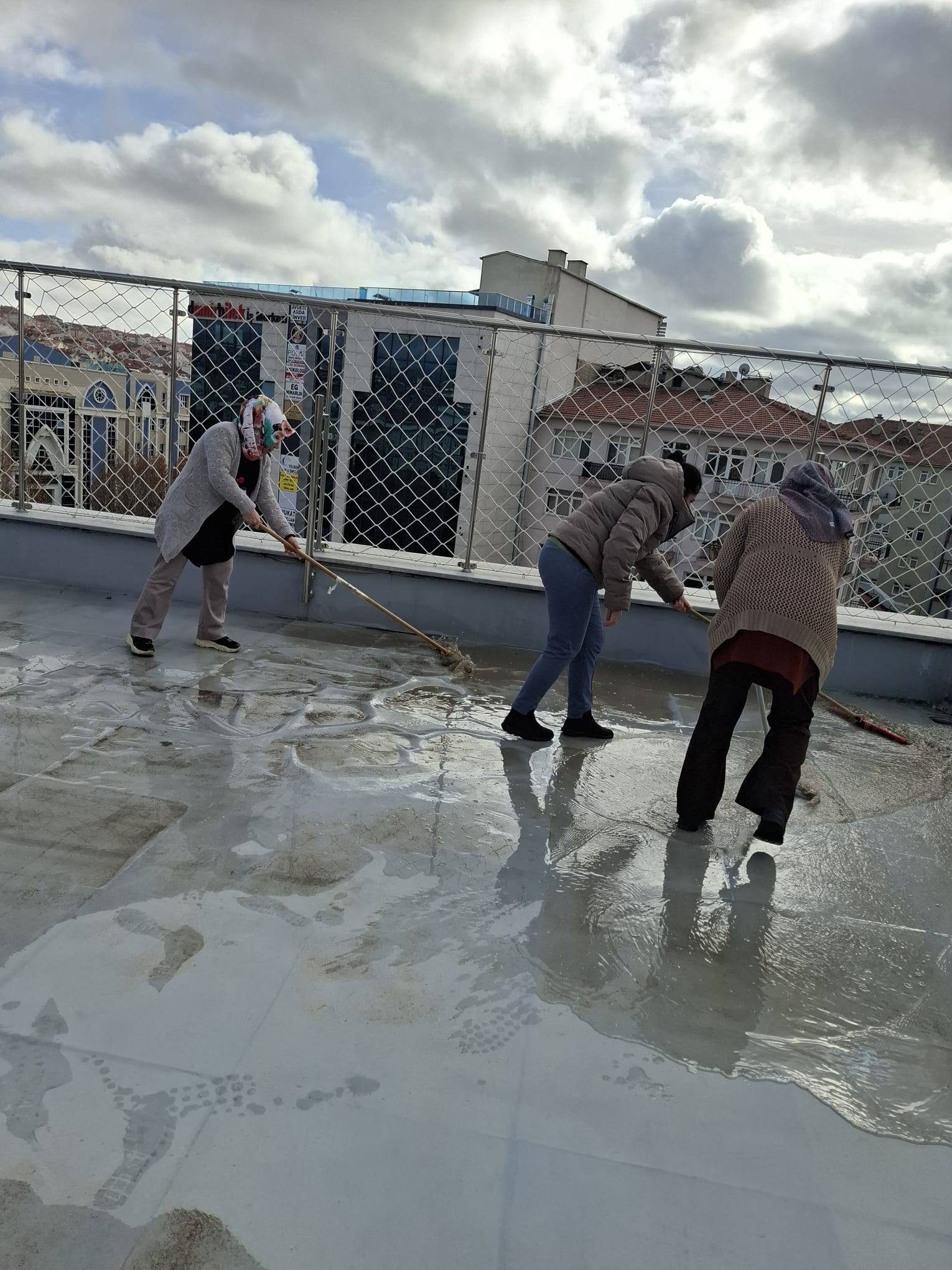 618669778 10163947180459420 9125393900105797057 N