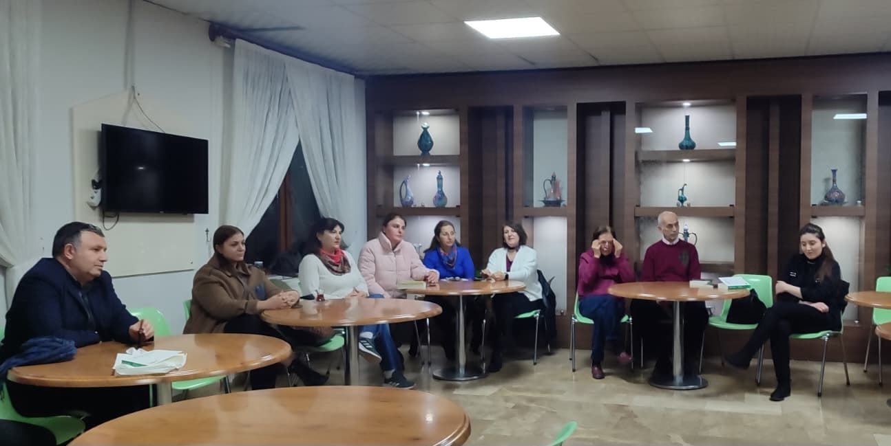 87E6A790 3Ebf 48Fb 8001 203F095Dea8D