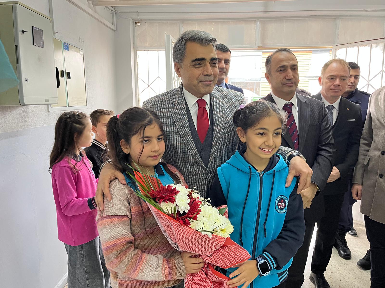 9D17C8C5 De27 4C24 946F 3Ff0C77B5Fa4