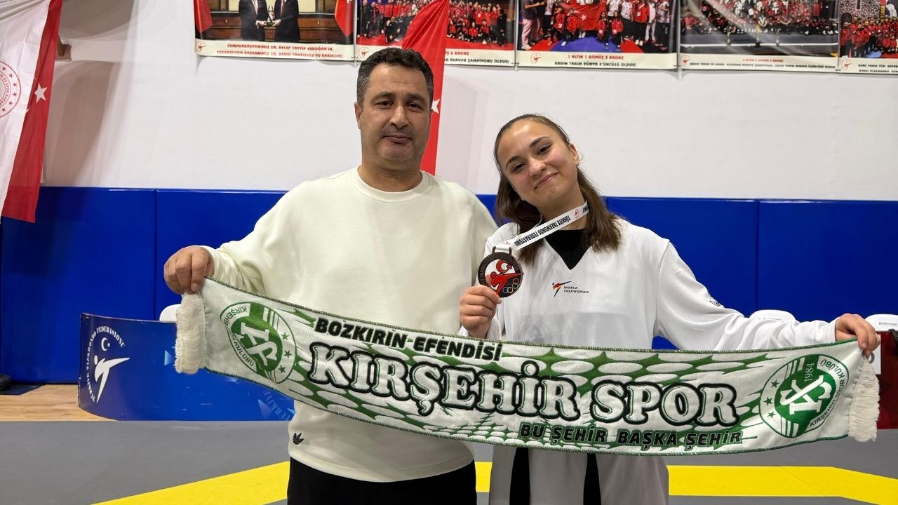 Bozkırın Efendisi Sahnede 3333 (2)