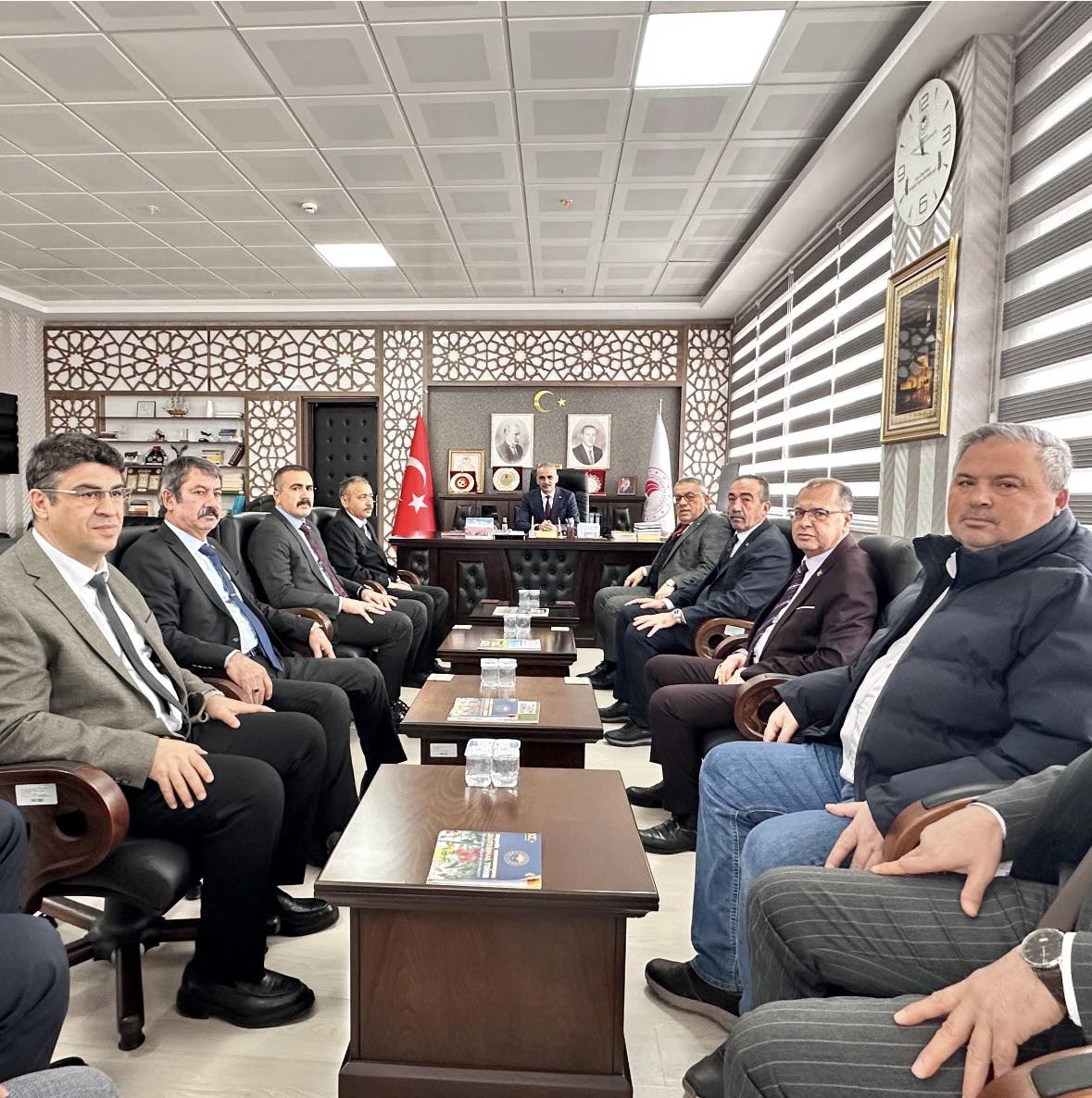 Büyük Türkiye Hedefinde Bürokrasi Turu 1