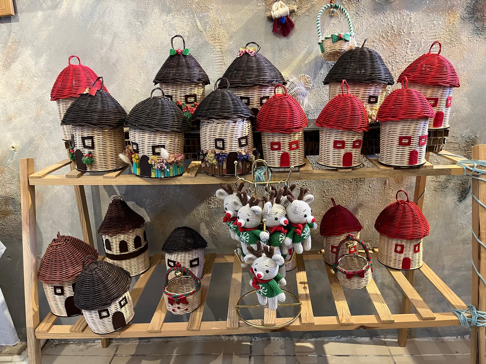 D85Eaecc Da12 48Ed Bdd7 D277F18E791A