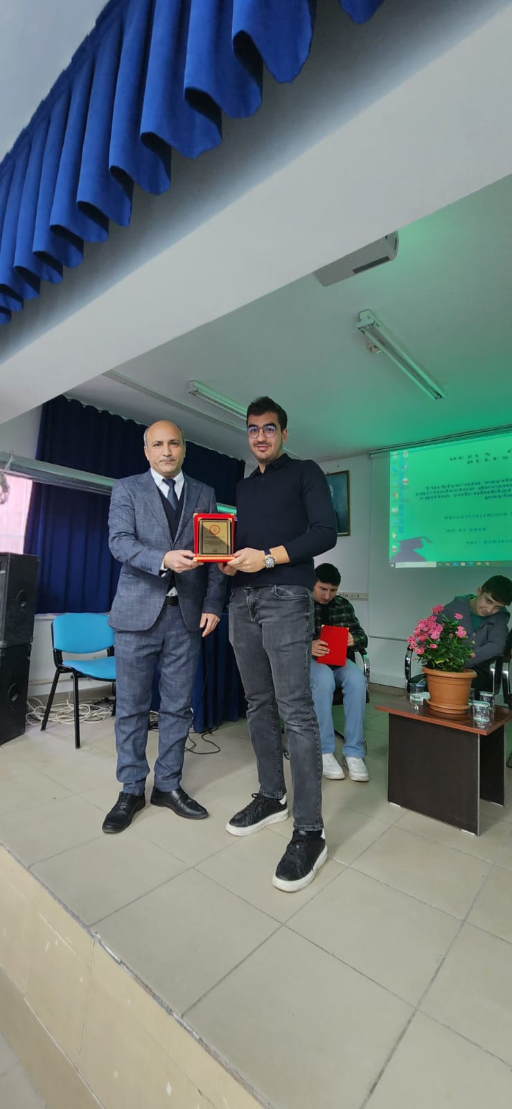 E81C79Fc E6D5 4534 Adab 257012B26402