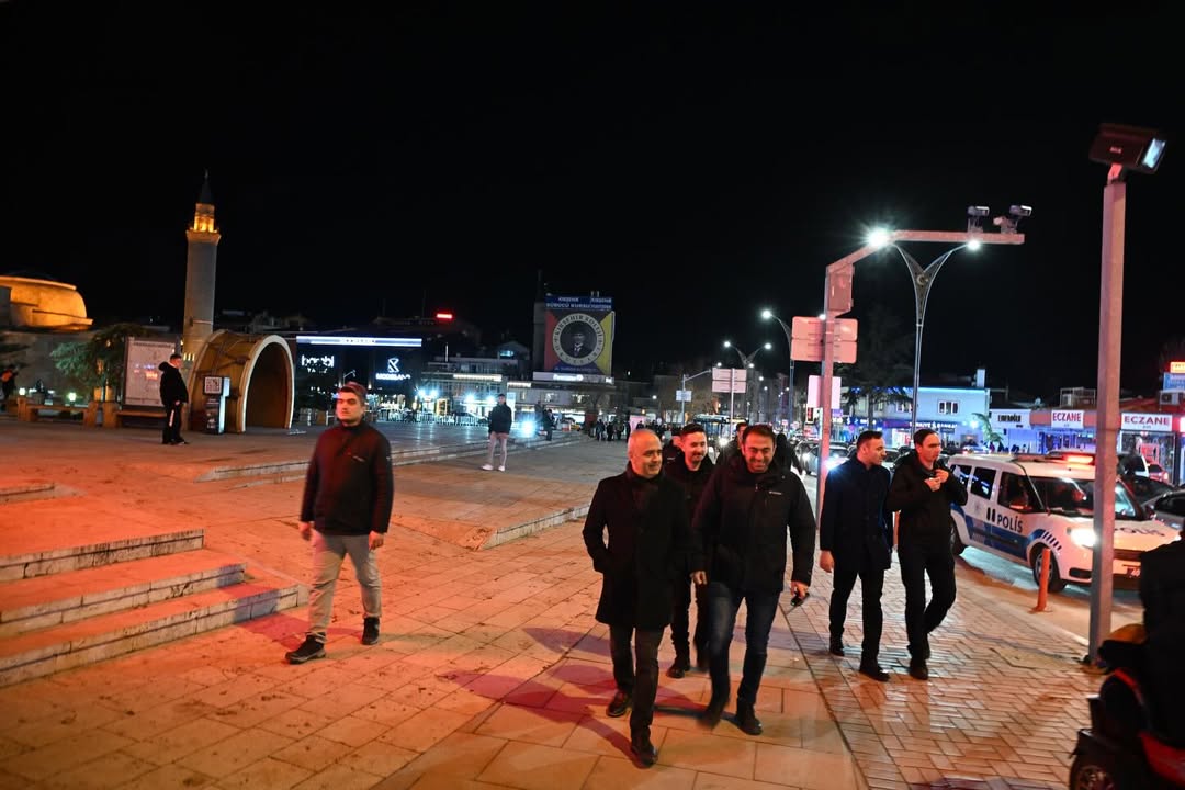 Emniyet Müdürü Görücü, Gece Uygulamalarında Sahada (6)