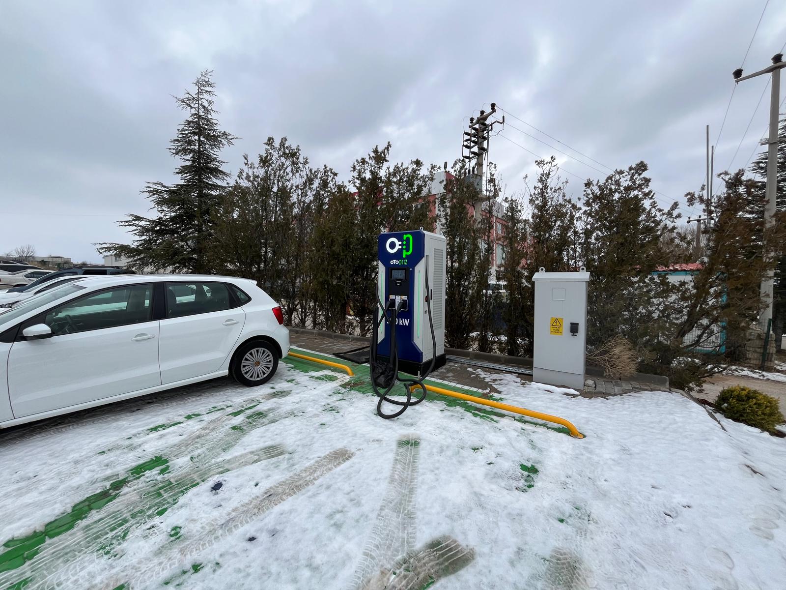 Fe18Cfd0 B508 4432 A670 B162Ef9Cc43F