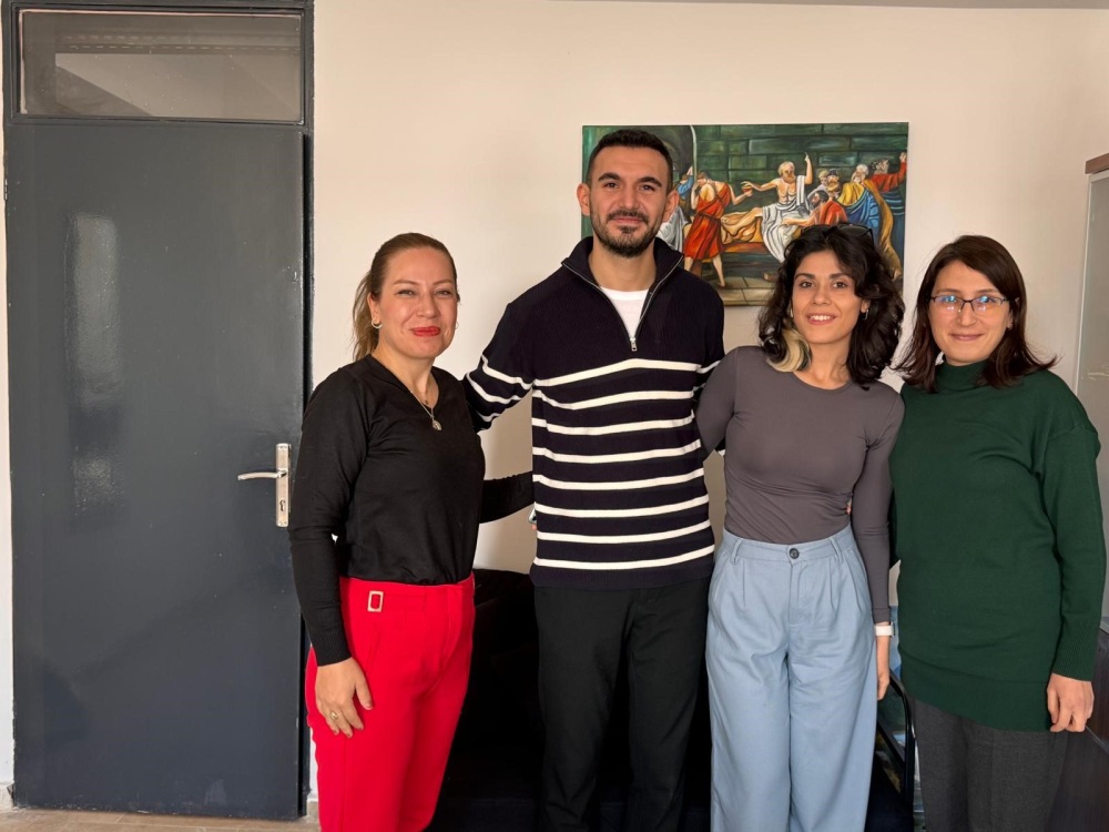 İlk Mezunlarını Verdi (2)