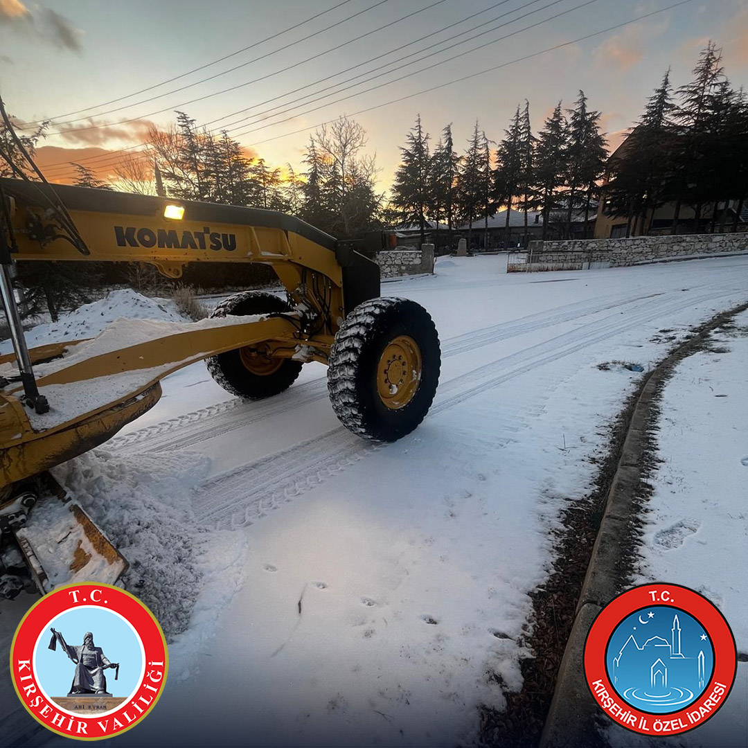 Karla Mücadelede Gece Gündüz Çalışmalar Sürüyor3