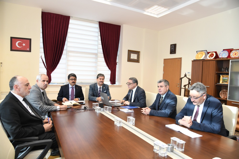 Kırşehir Ahi Evran Üniversitesi, Vizyon Sunumuyla Şehrin Geleceğine Damga Vurdu5