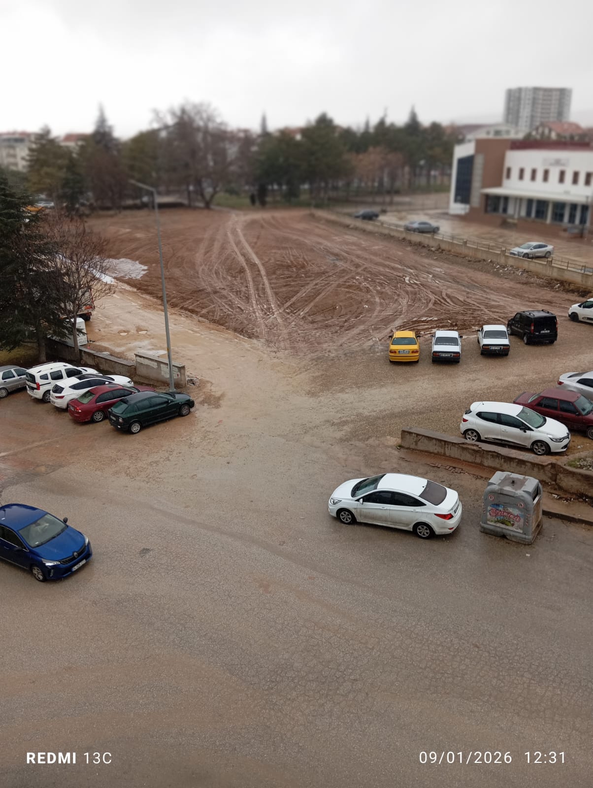 Kırşehir’de Eski Hastane Alanı Alarm Veriyor 1