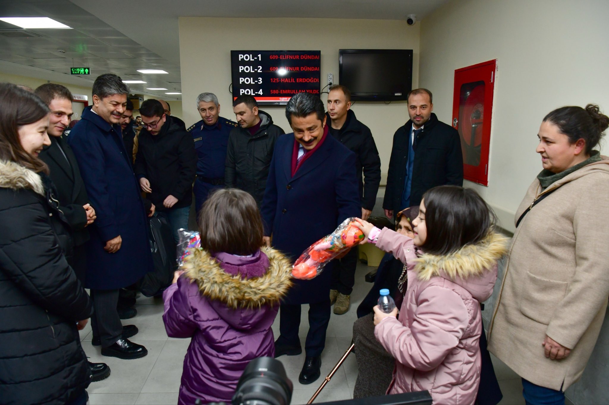 Kırşehir’de Gece Boyu Görevdeki Kahramanlar Ziyaret Edildi 4