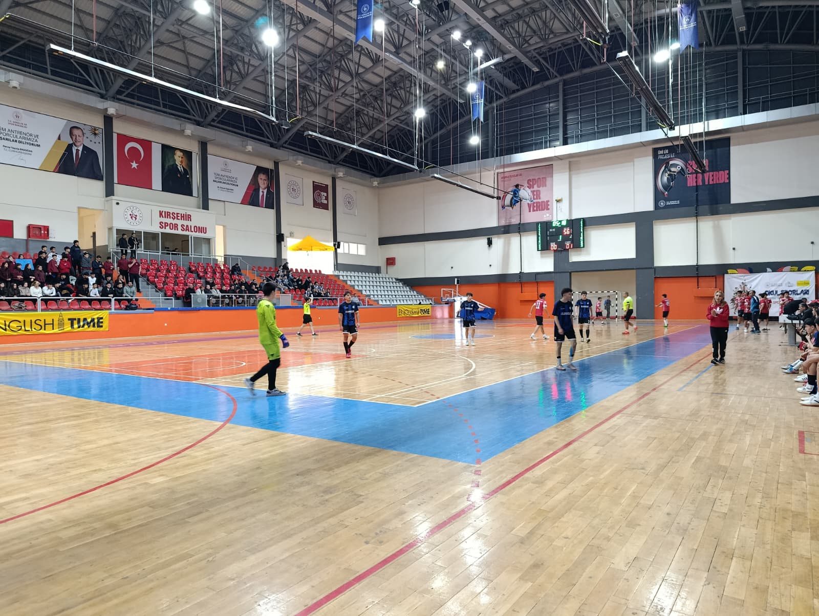 Kırşehir’de Liseler Sahaya Indi