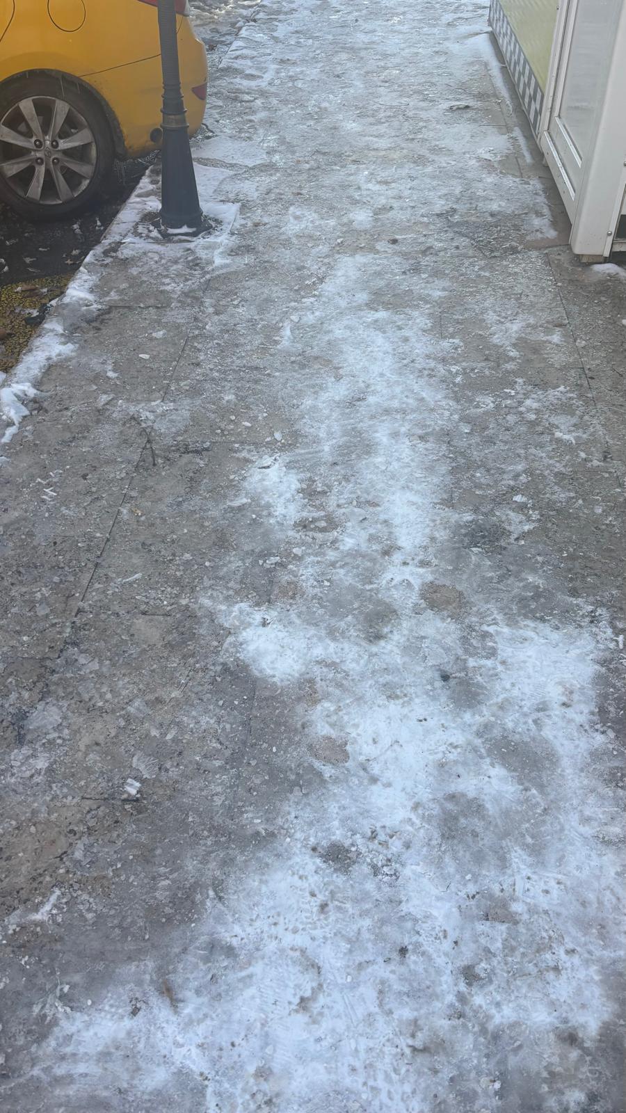 Kırşehir'de Soğuk Hava Hayatı Durma Noktasına Getirdi 4