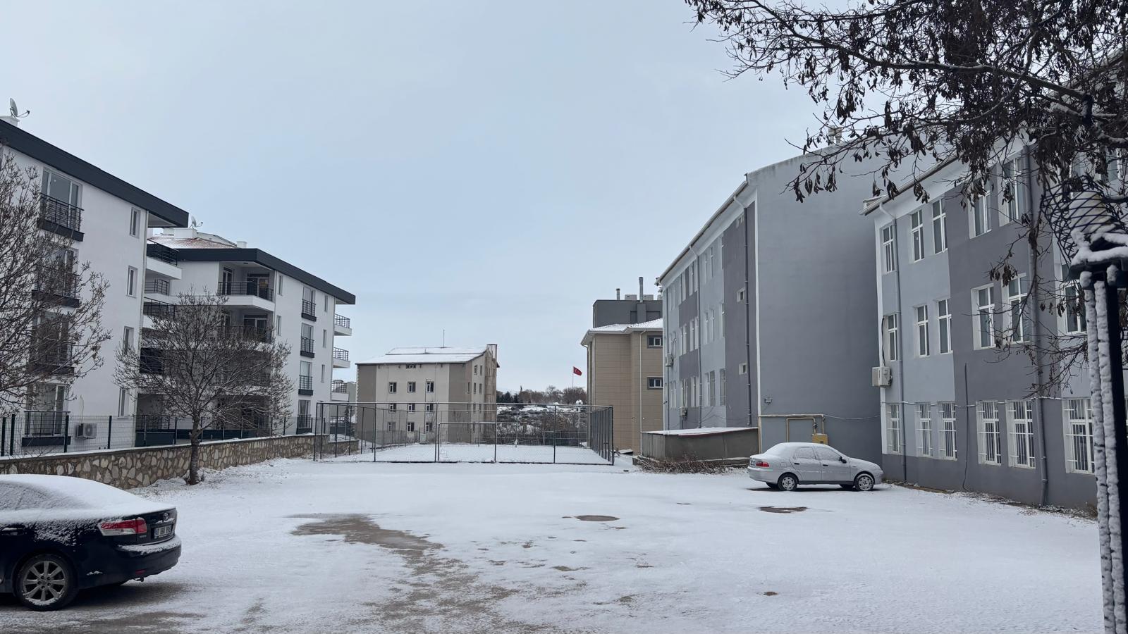 Kırşehir’de Toprak Beyaz Örtüyle Nefes Aldı 1