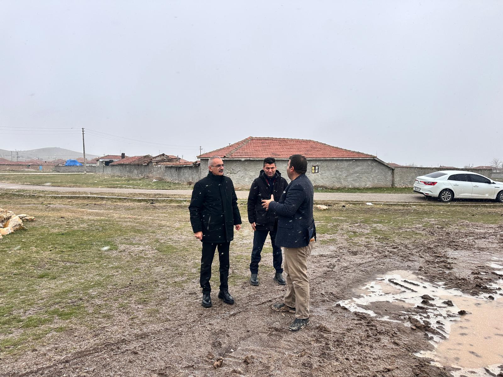 Kırşehir’de Yangın Sonrası Çiftçiye Yerinde Ziyaret 4