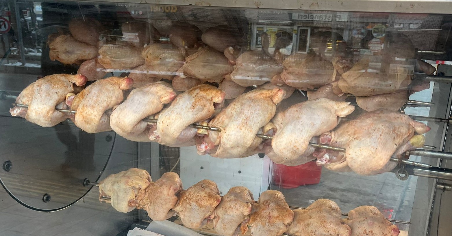 Kırşehir’de Yılbaşı Alışverişi Tek Günde 600 Satışa Ulaştı-1