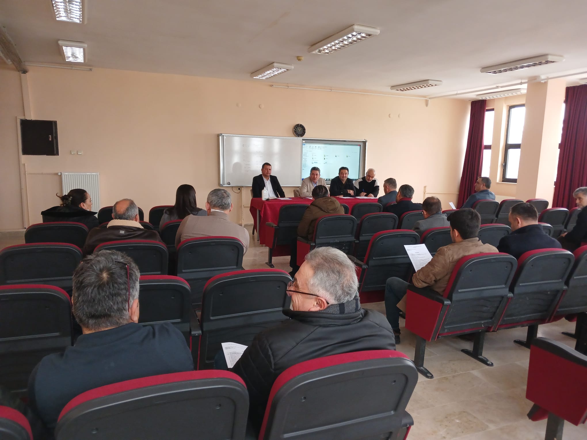 Mucur’da Eğitimde Ilk Dönem Değerlendirmesi Yapıldı 1