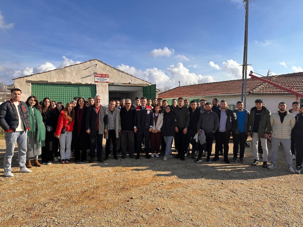 Öğrenciler Uygulamalı Tarım Deneyimi Yaşadı